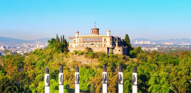 DMC-in-Mexico-City-castillo-de-chapultepec