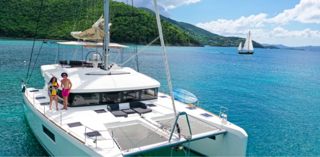 DMC-in-Dominican-Republic-paseo-en-catamaran